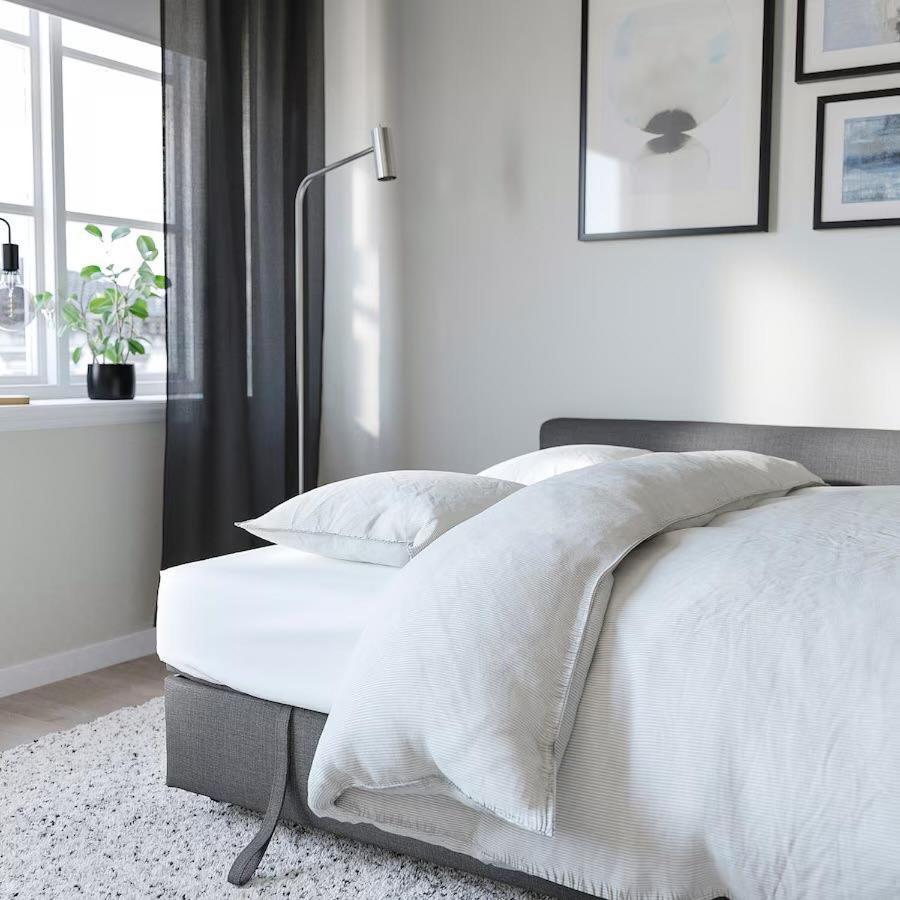 Spacious Cozy House In Vancouver West Экстерьер фото